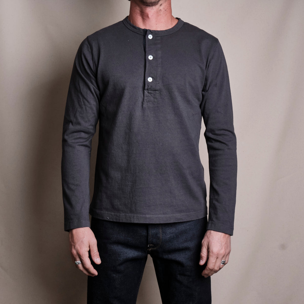 13 Ounce Henley L/S <span>Midnight</span>