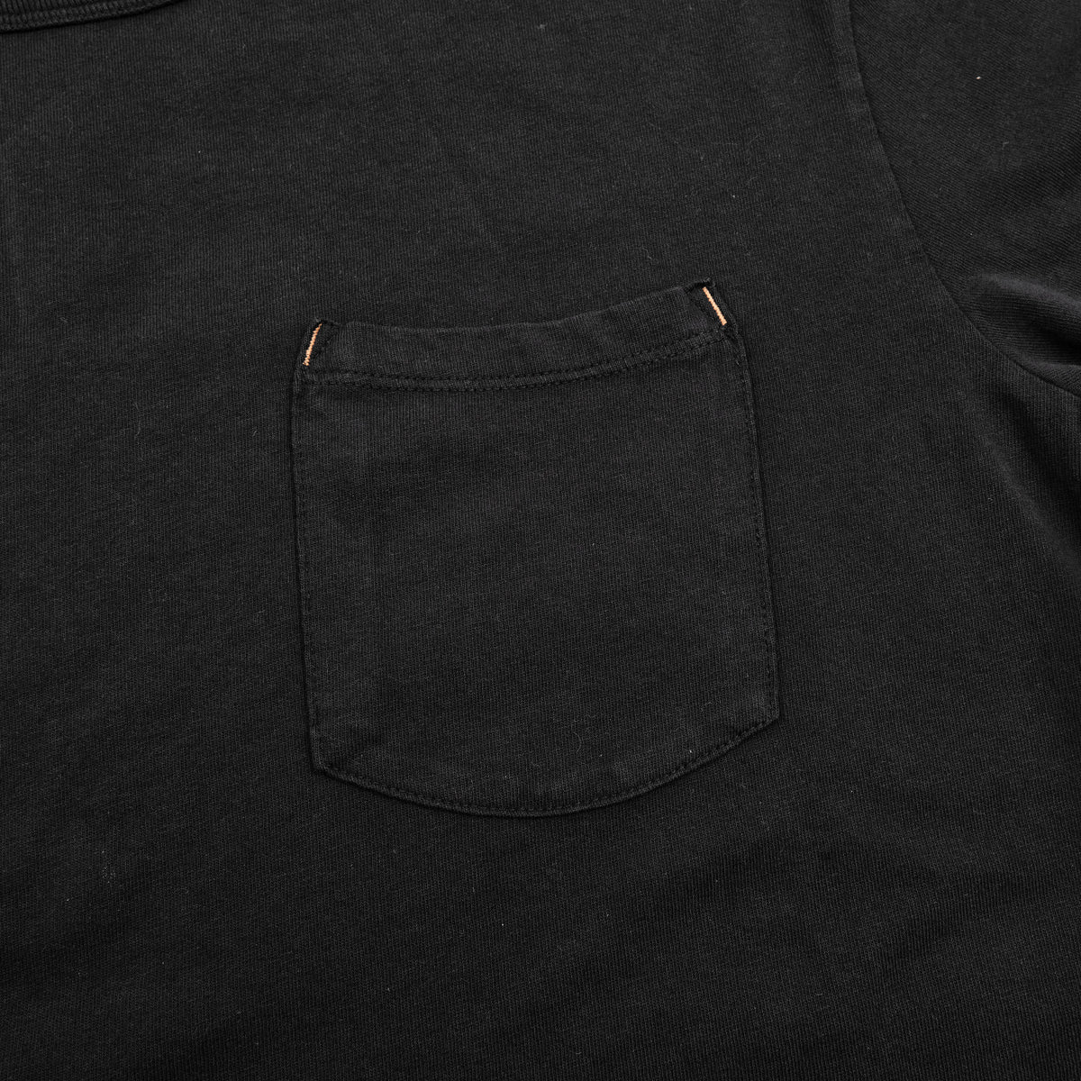 9 Ounce Pocket T-Shirt <span> Black </span>