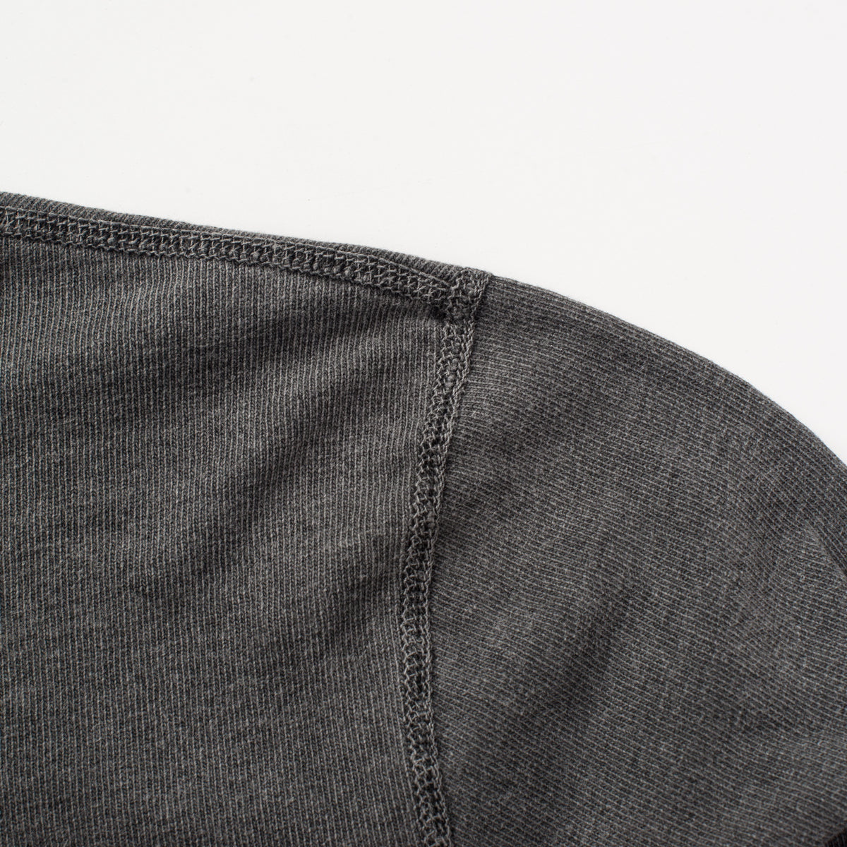 13 OUNCE HENLEY MIDNIGHT shoulder